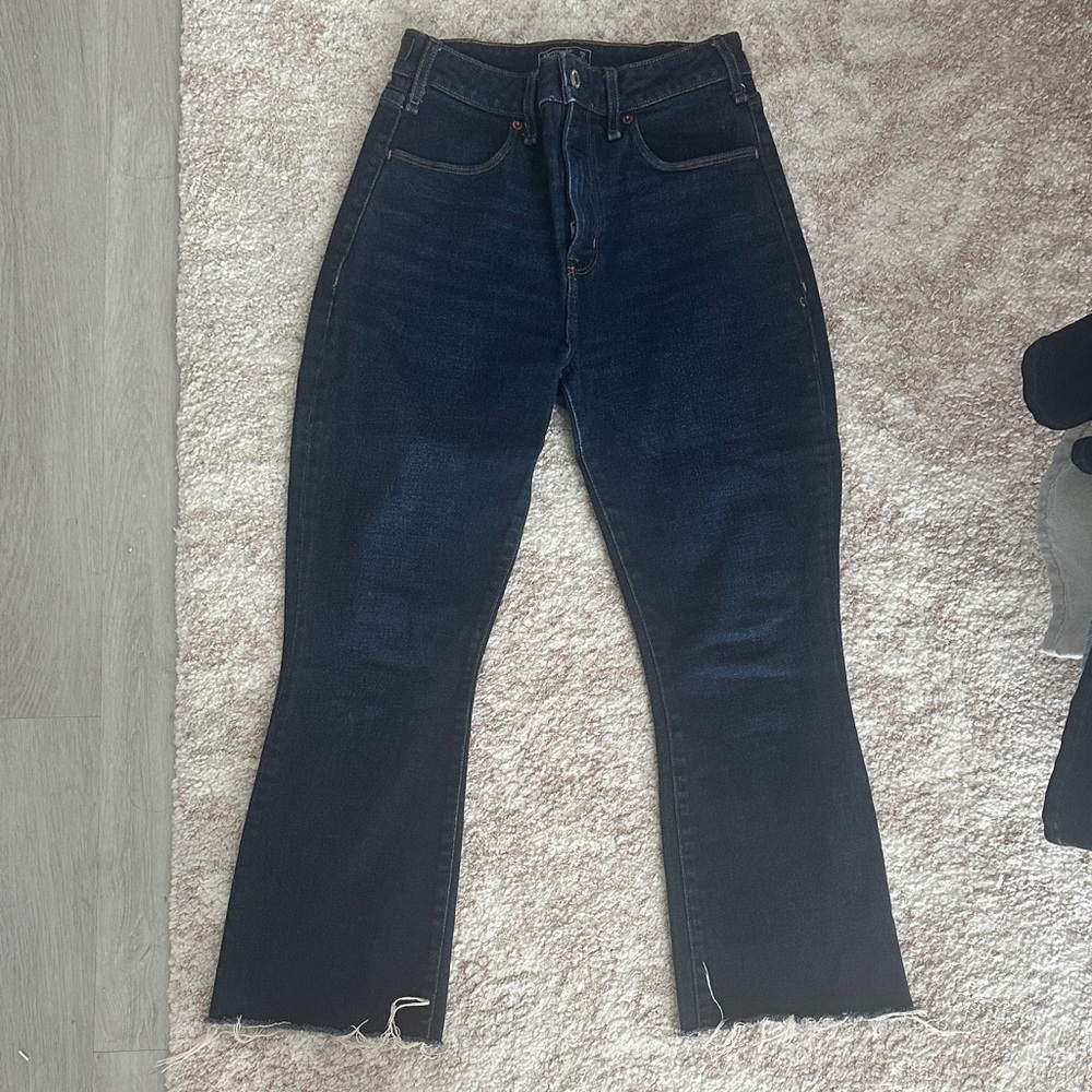 Abercrombie & Fitch Dark Blue Ankle Jeans